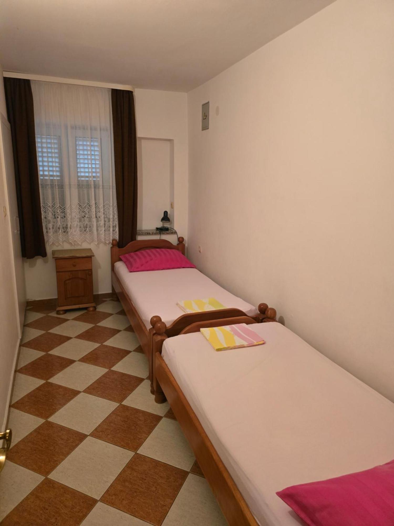 Apartments Mladenka سينج المظهر الخارجي الصورة