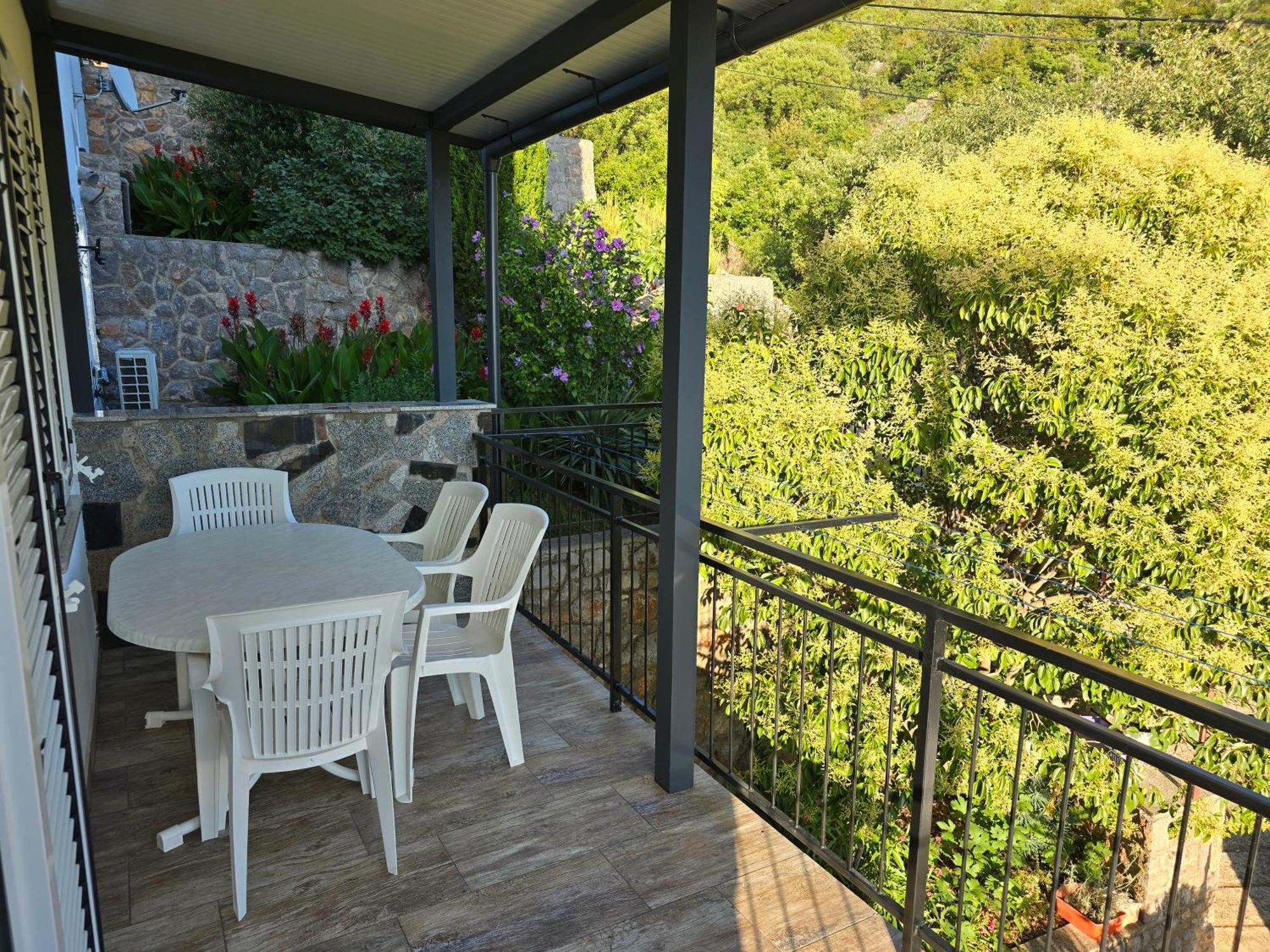 Apartments Mladenka سينج المظهر الخارجي الصورة