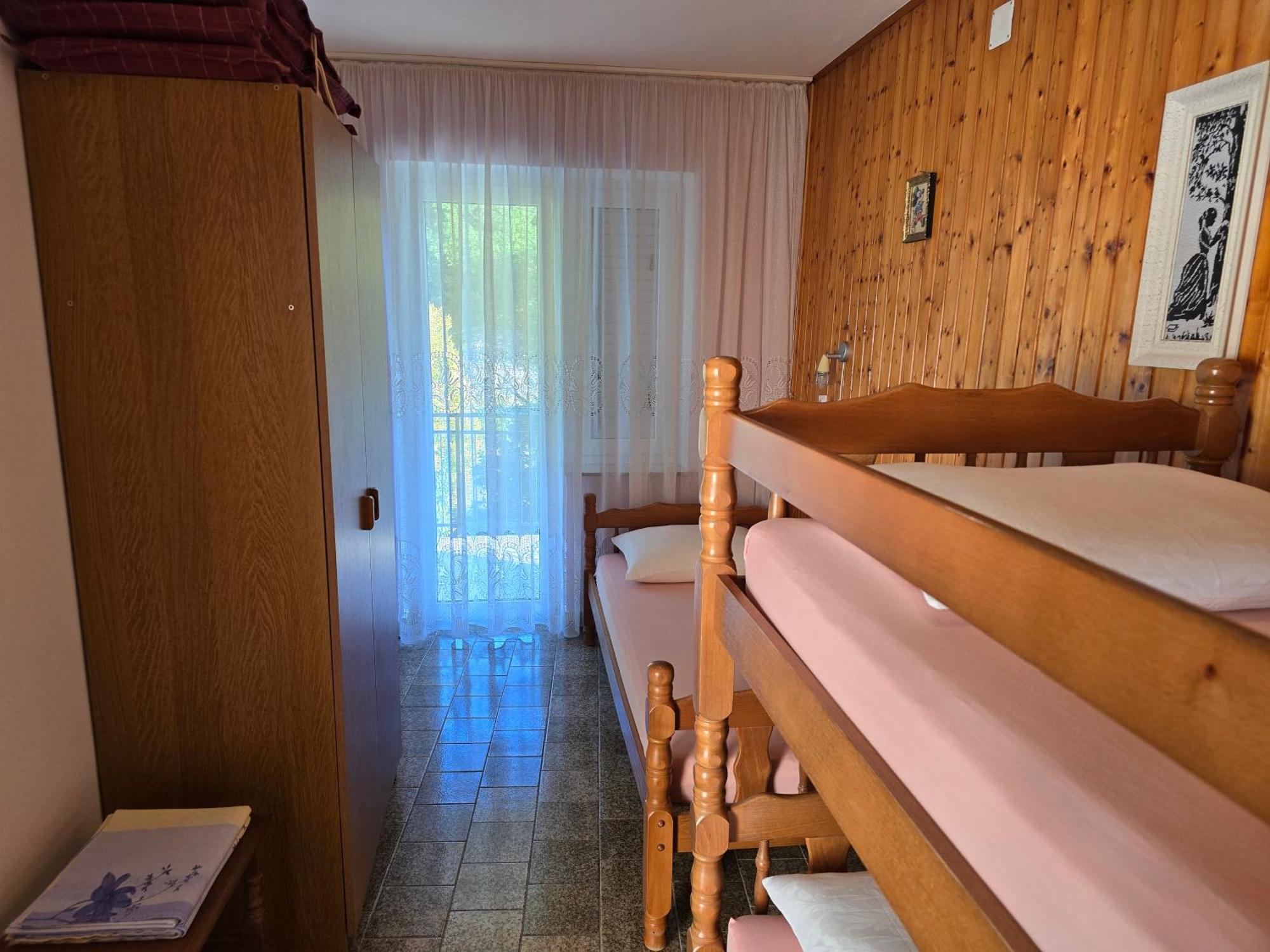 Apartments Mladenka سينج المظهر الخارجي الصورة